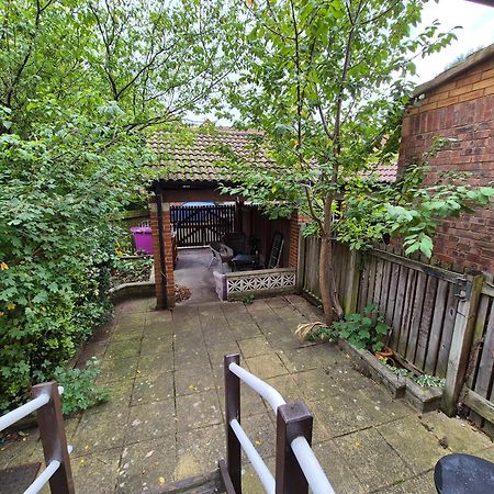 Spacious And Elegant Guest House With En-Suites Available In Canary Wharf London Exterior photo